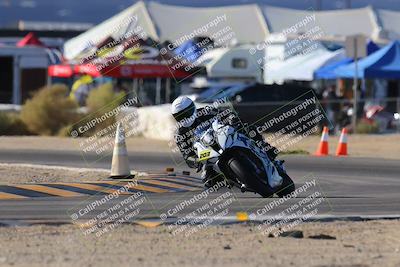 media/Dec-17-2023-CVMA (Sun) [[bf0c04832d]]/Race 2 Amateur Supersport Open/